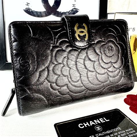 chanel 財布 二 つ折り|【2024年】シャネルの財布のおすすめ人気ランキング21選 .